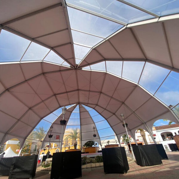 Cúpula semitransparente